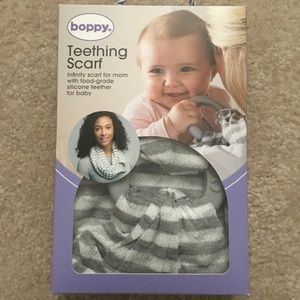 NWT Boppy teething scarf gray white stripes